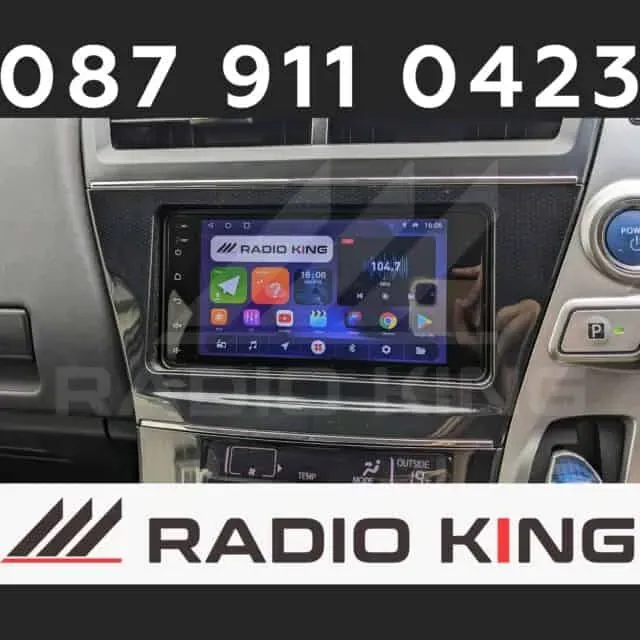 Toyota Prius Alpha — Apple CarPlay & Android Auto — photo 1