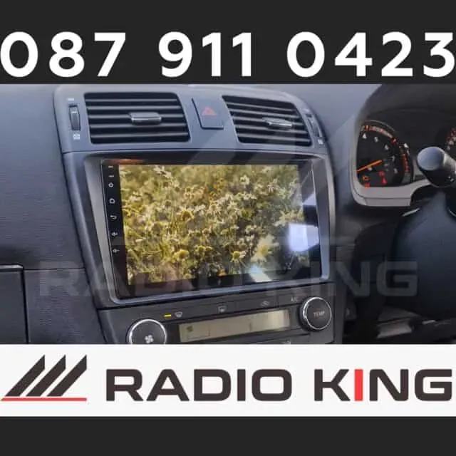 Wireless Apple CarPlay Retrofit — Toyota Avensis — photo 1
