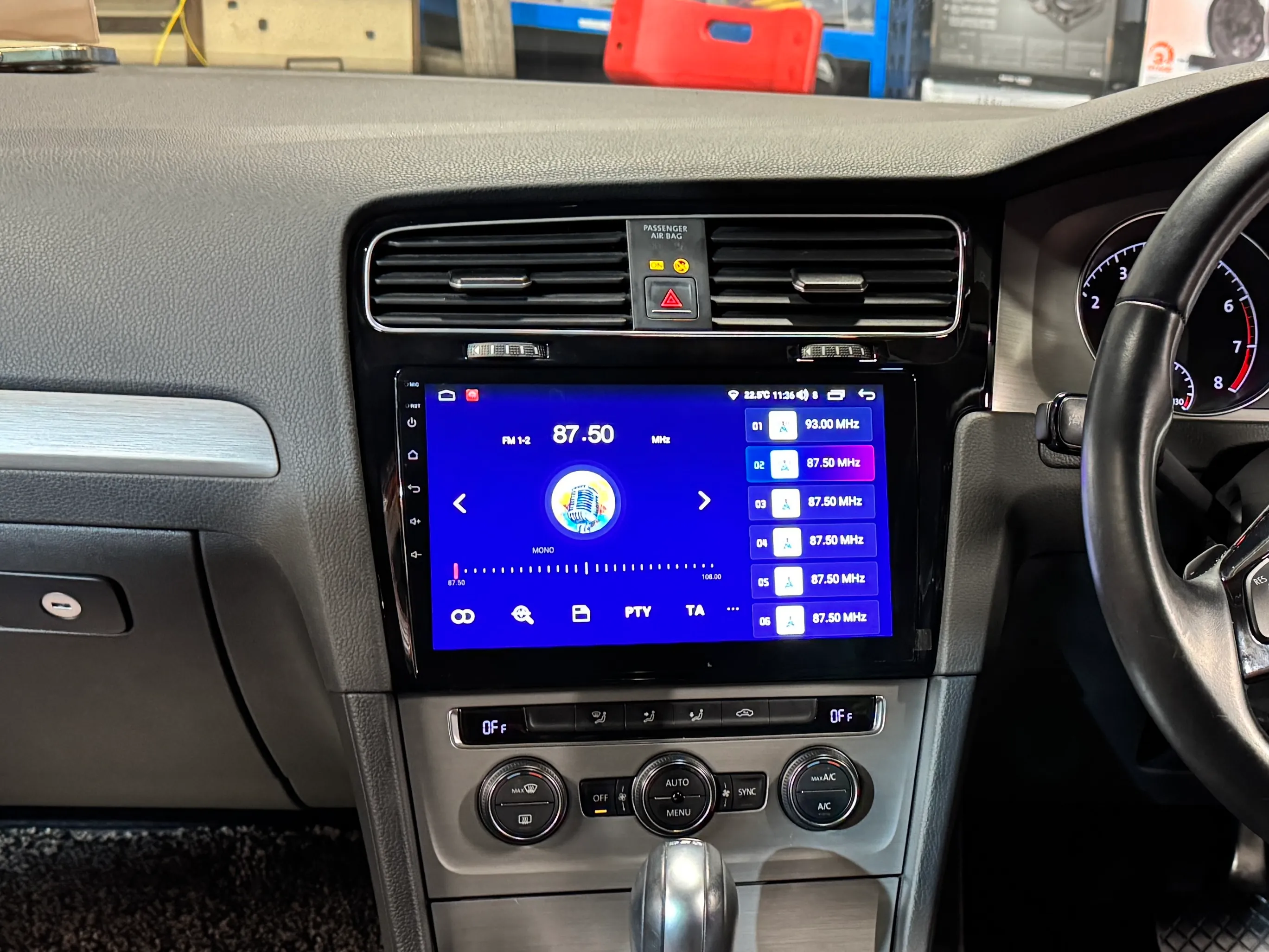 10-Inch Multimedia Screen Upgrade — Volkswagen Golf