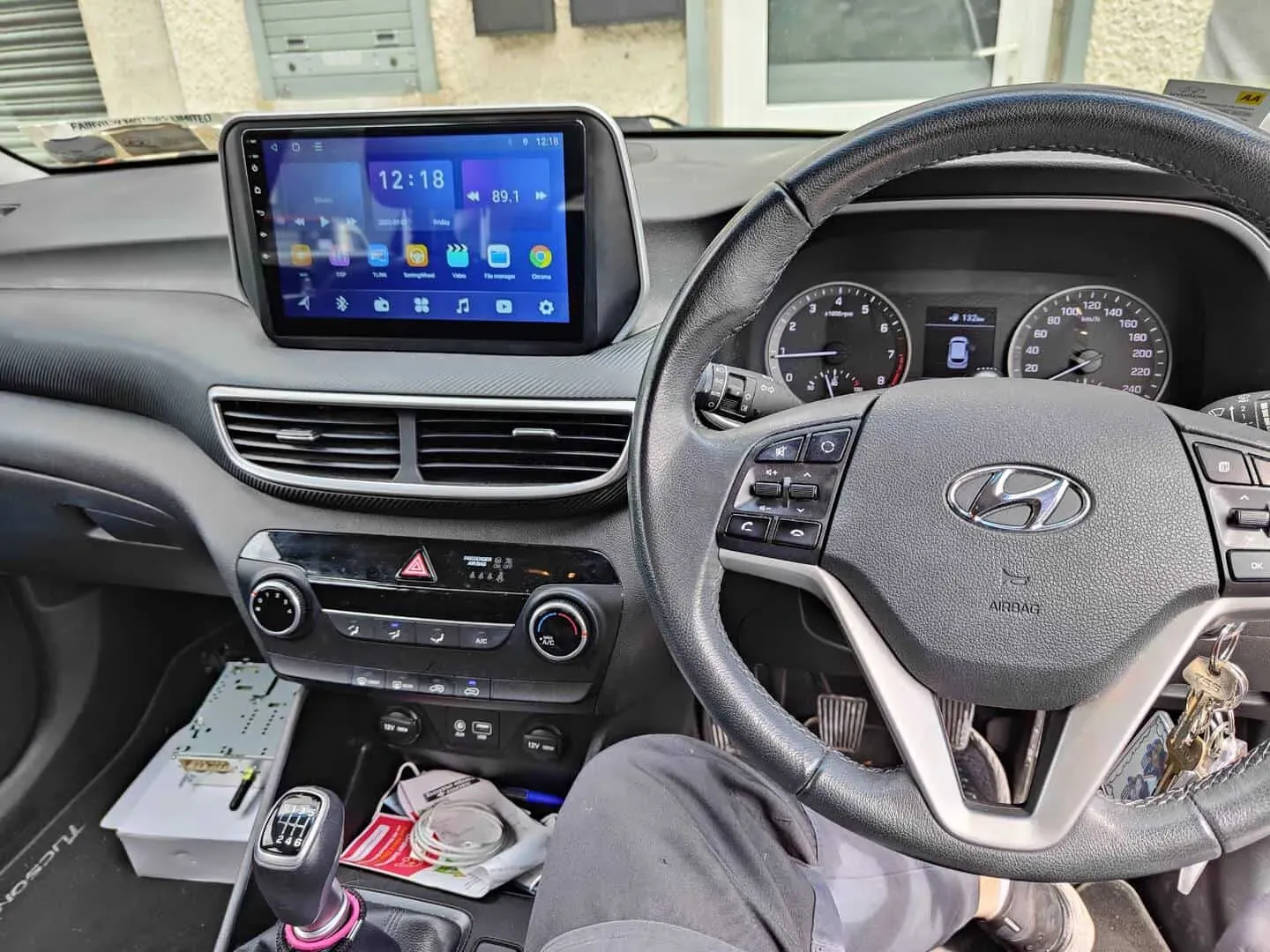 Apple CarPlay & Android Auto — Hyundai Tucson