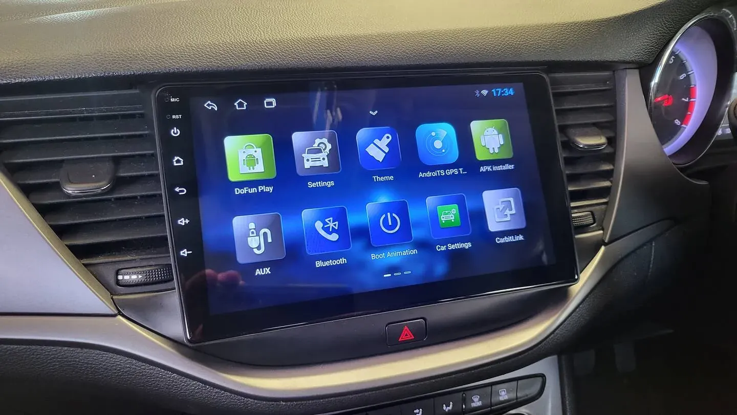 Opel Astra Apple CarPlay & Android Auto Radio
