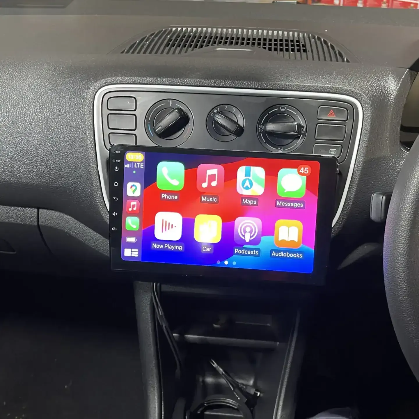 Apple CarPlay & Android Auto — Skoda Citigo