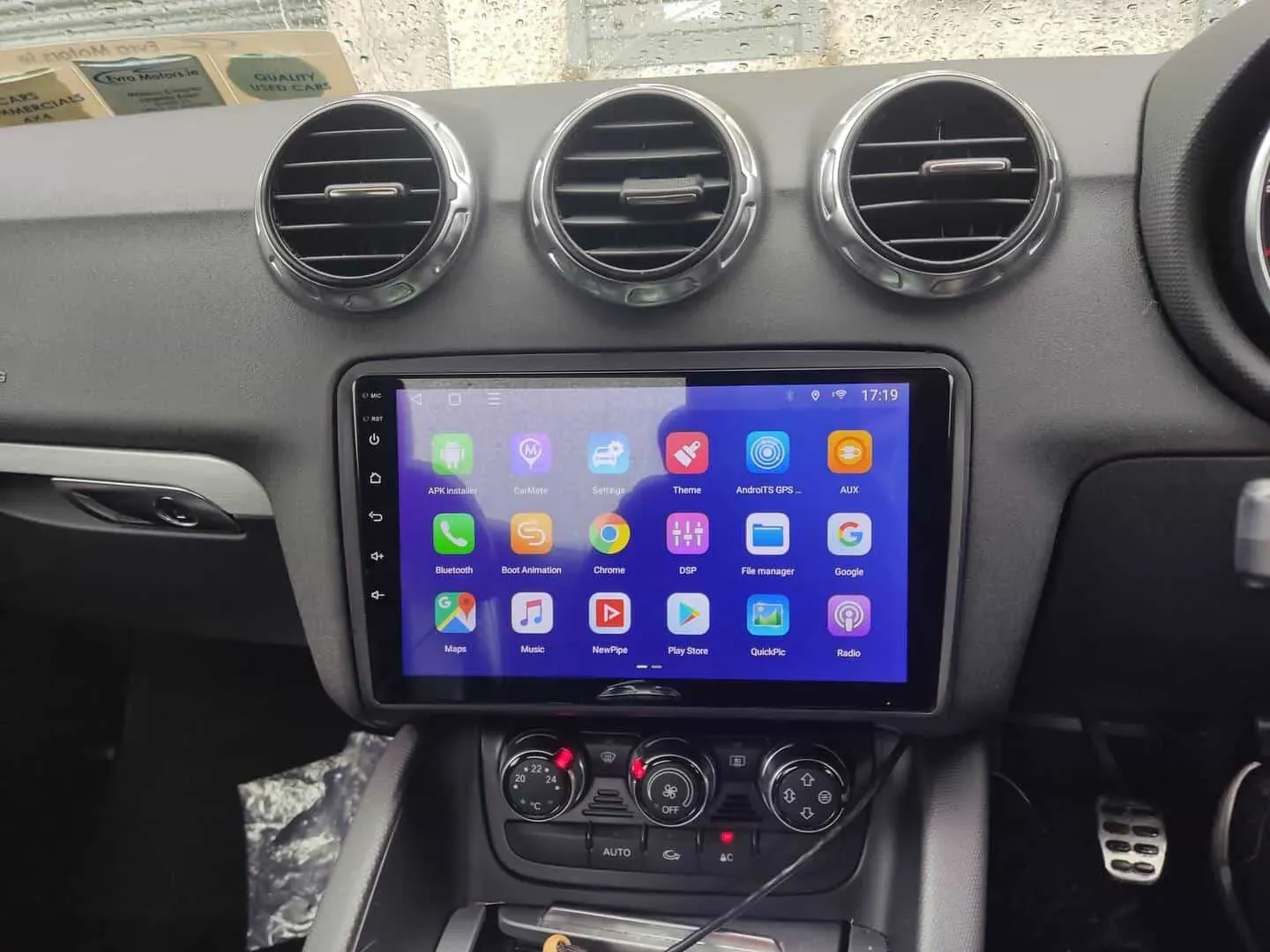 Audi TT Apple CarPlay & Android Auto Radio