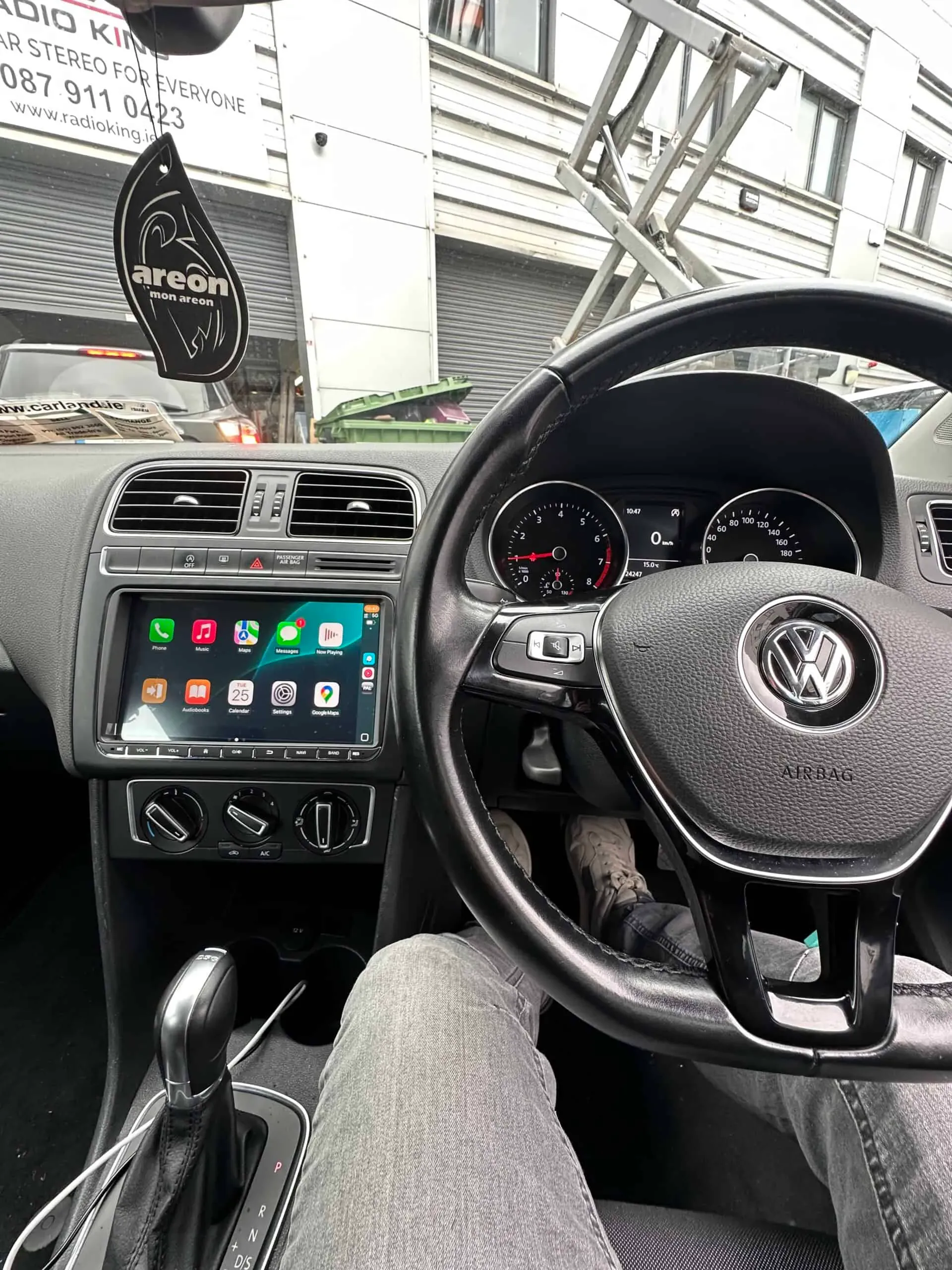 Apple CarPlay & Android Auto — VW Polo