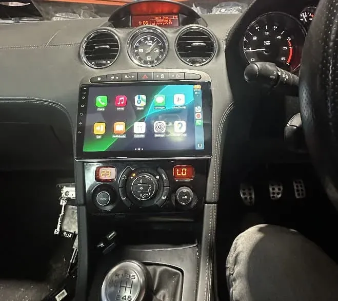 Apple CarPlay & Android Auto — Peugeot RCZ