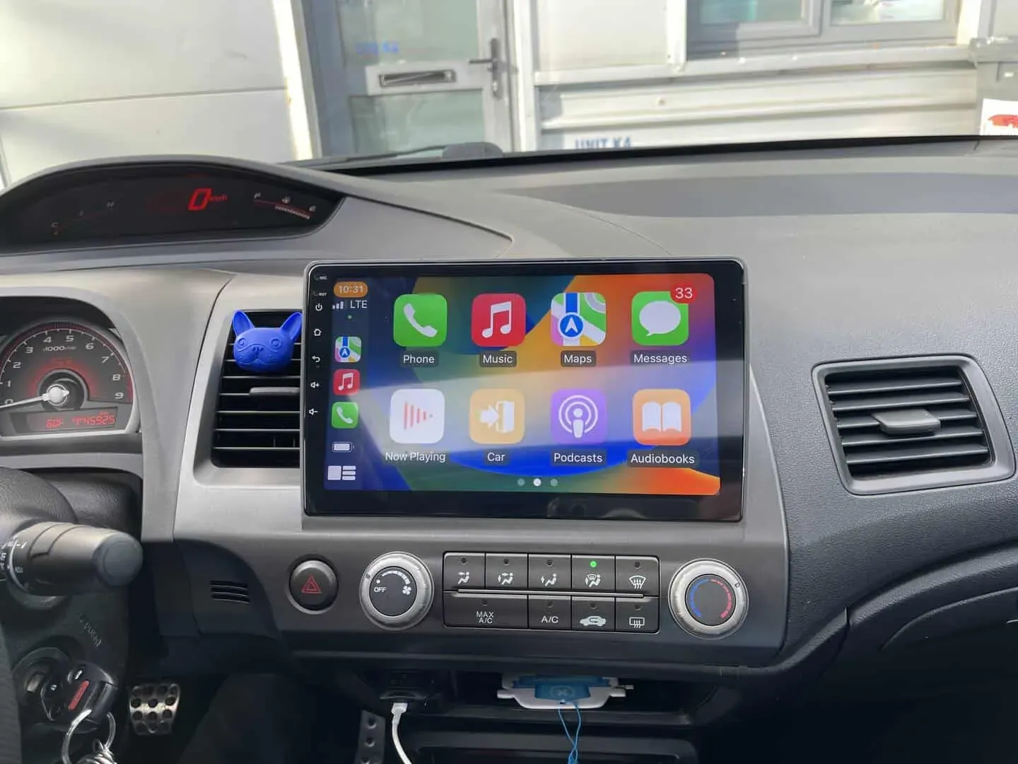 Apple CarPlay & Android Auto — Honda Civic