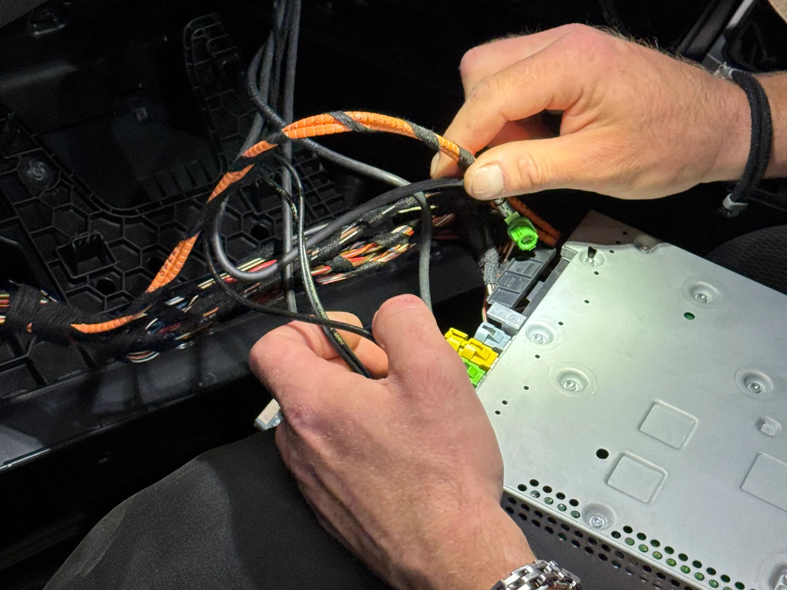 10-Inch Multimedia Screen Upgrade — Volkswagen Golf — photo 3