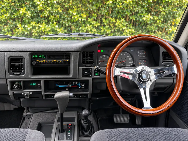 1994 Toyota Land Cruiser Prado Retrofit Radio Installation