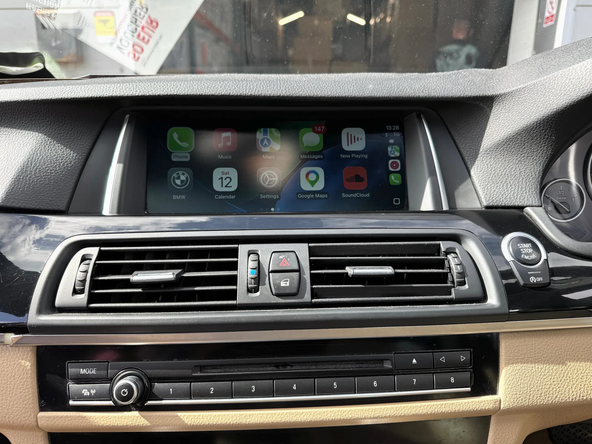 Apple CarPlay — BMW 520d