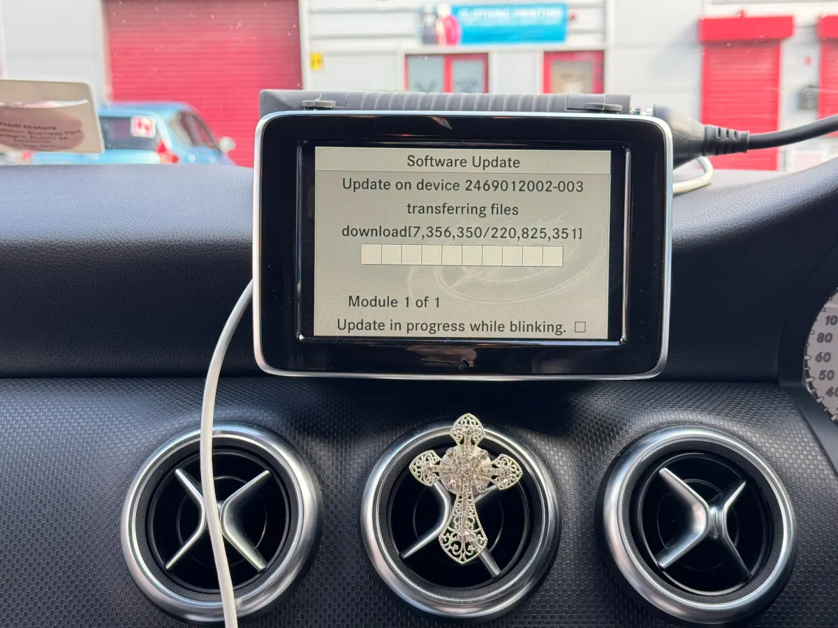 FM Radio Coding — Mercedes-Benz A-Class — before, factory system