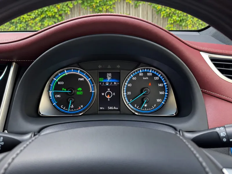 2014 Toyota Harrier Dashboard Conversion — Japanese to English — photo 1