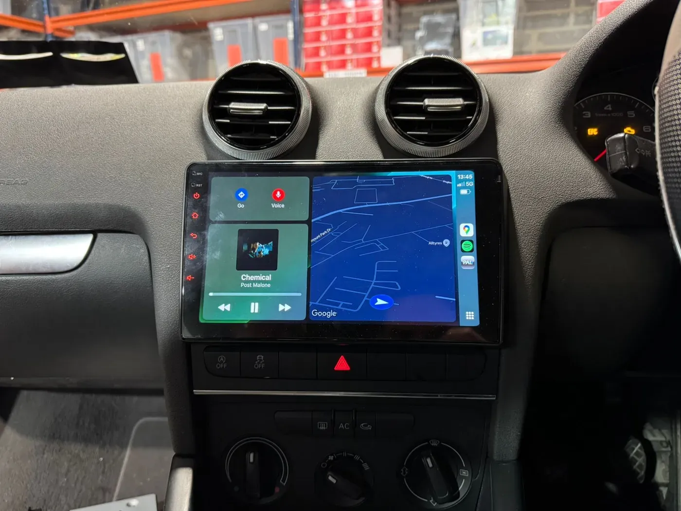 Apple CarPlay & Android Auto — Audi A3 — photo 3