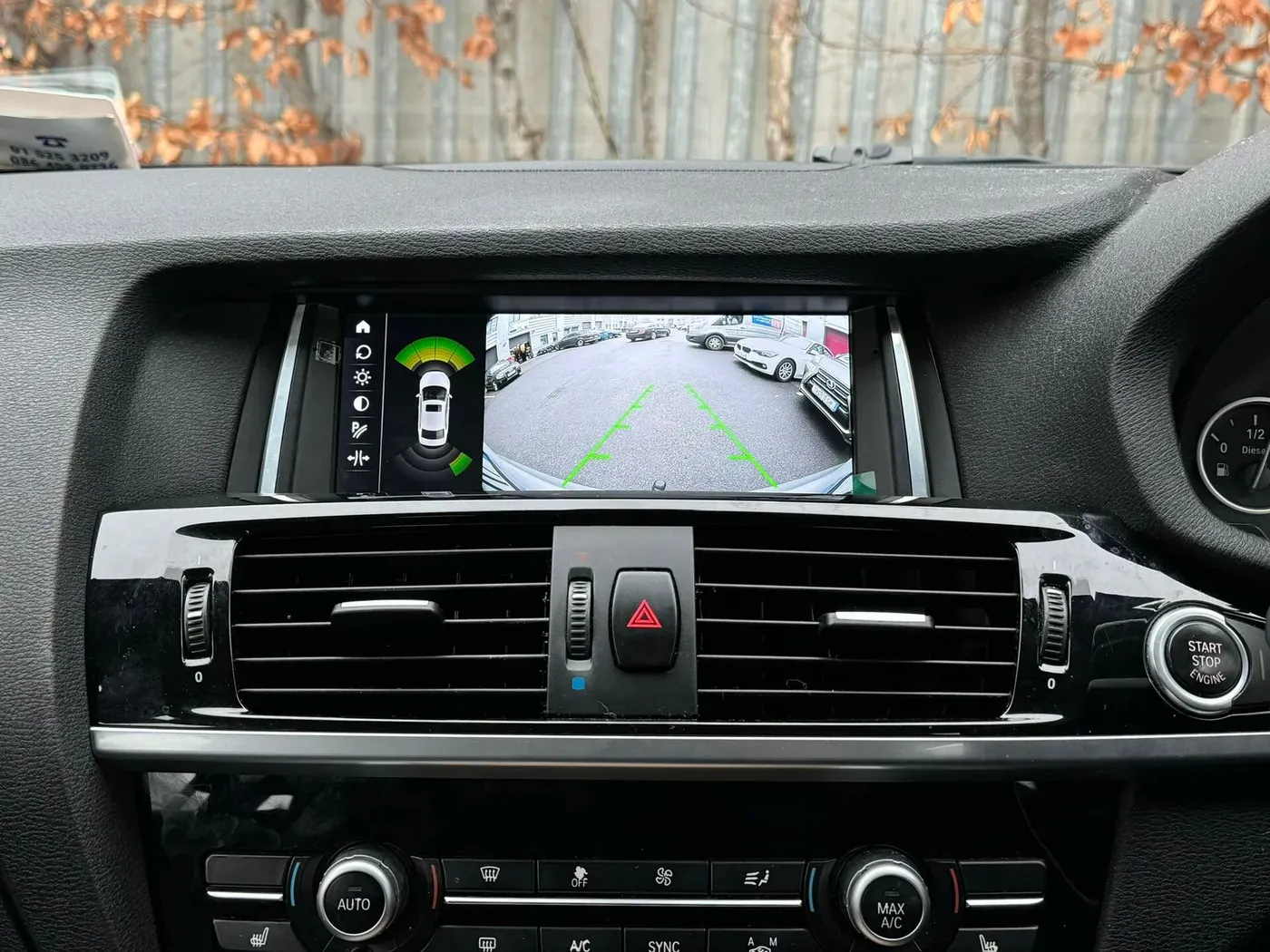 Apple CarPlay & Android Auto — BMW X3 Series (2016) — photo 3