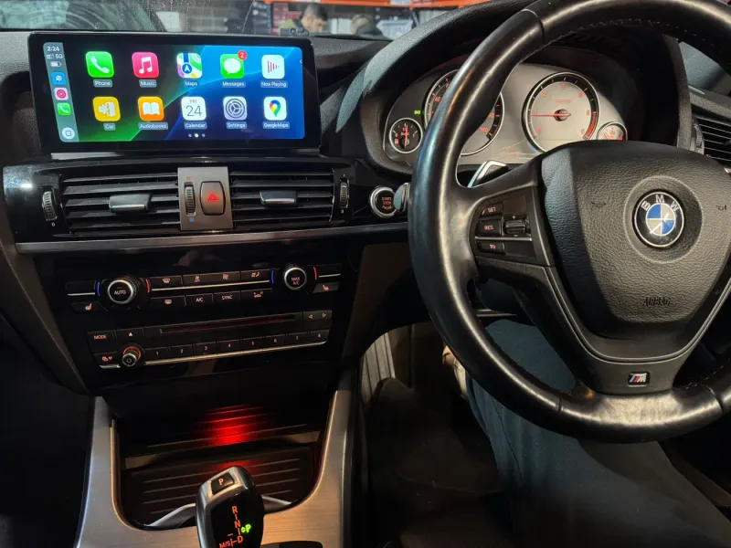 Apple CarPlay & Android Auto — BMW X3 Series (2016) — photo 4