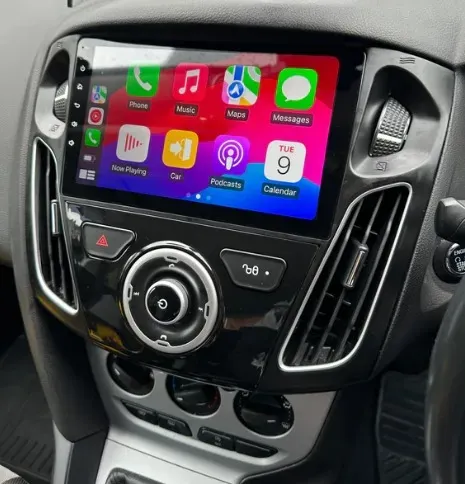 Apple CarPlay & Android Auto — Ford Focus — photo 2