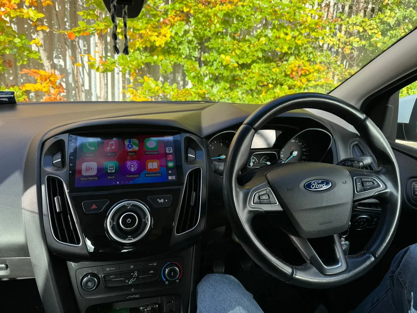 Apple CarPlay & Android Auto — Ford Focus — photo 3
