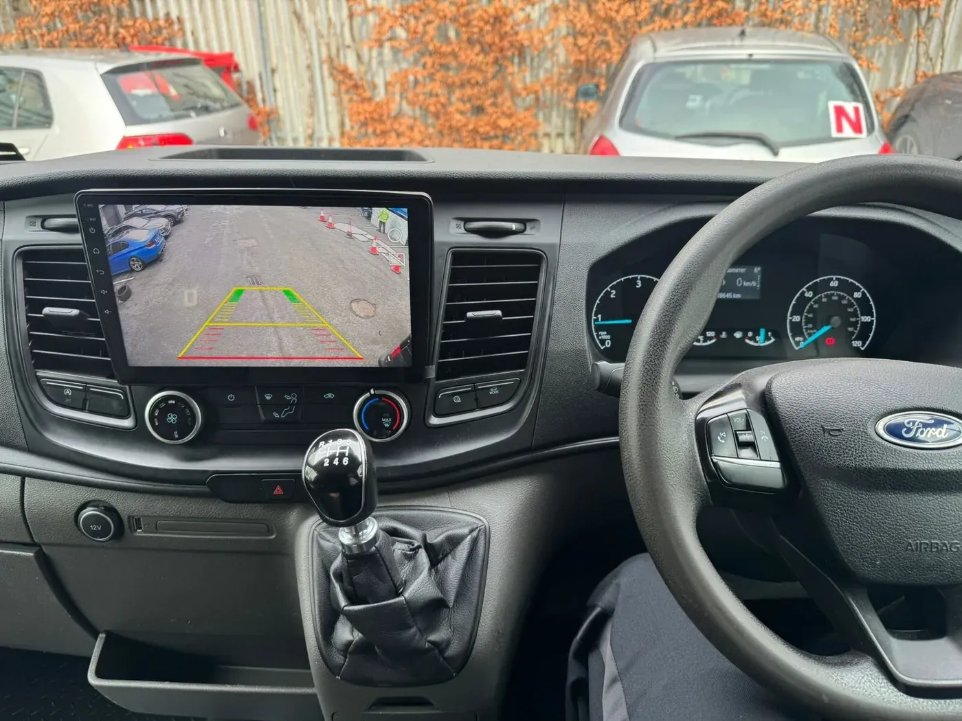 Apple CarPlay & Android Auto — Ford Transit Custom — photo 5