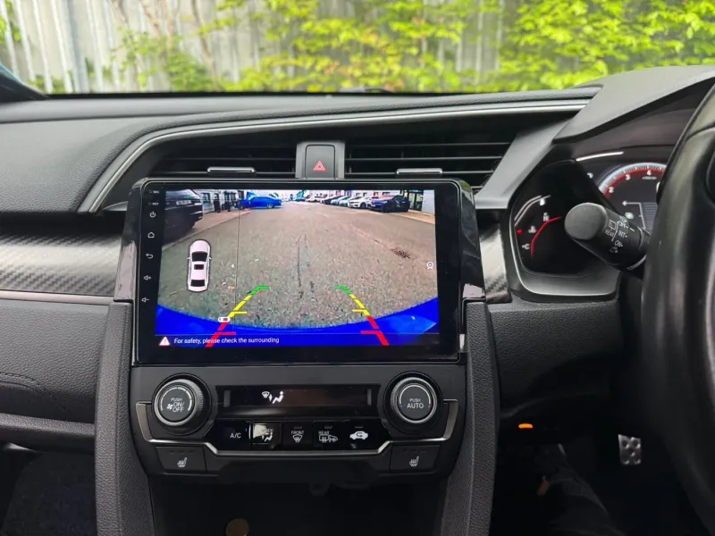 Apple CarPlay & Android Auto — Honda Civic FK8 (2018) — photo 4