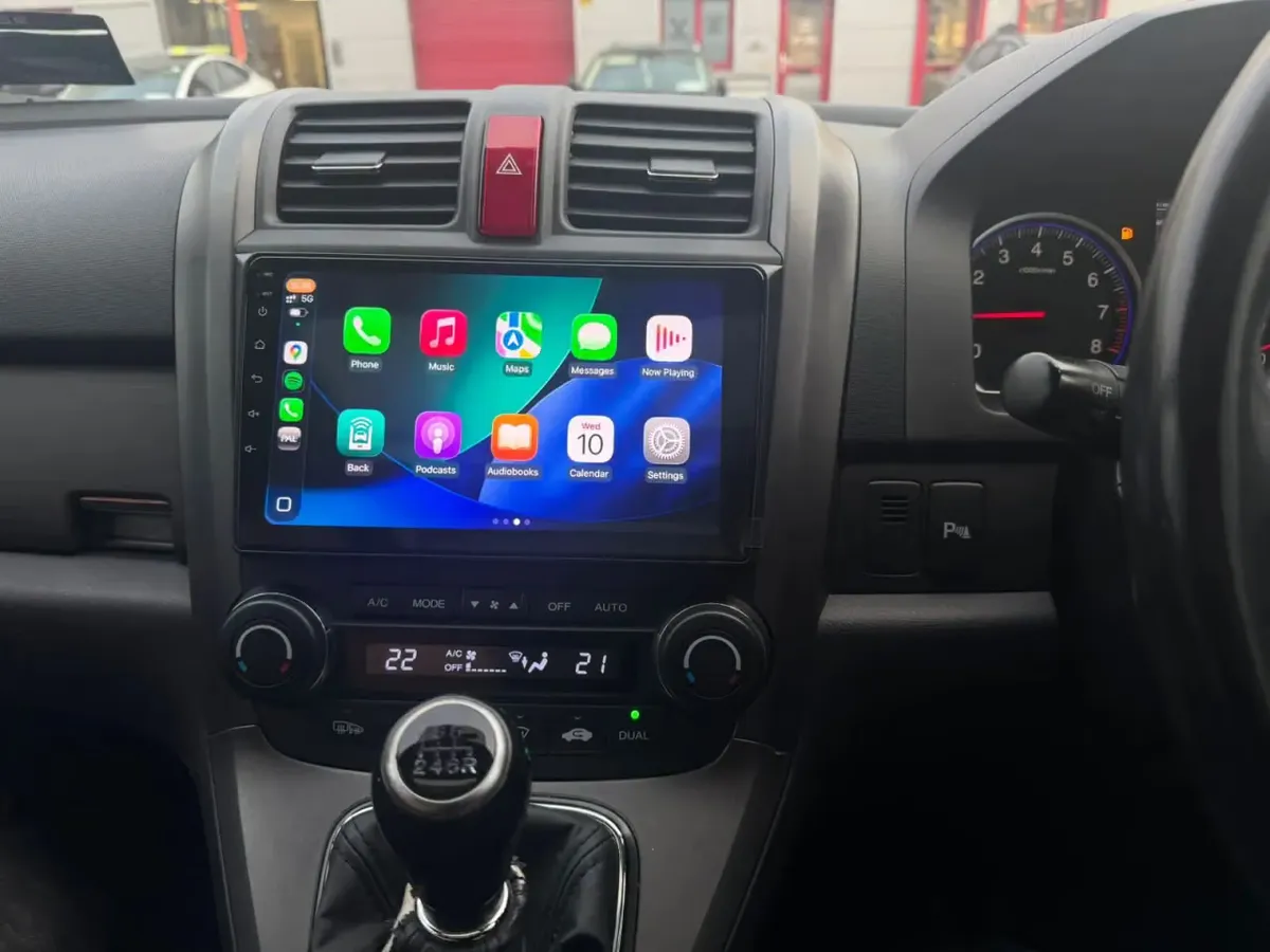Apple CarPlay & Android Auto — Honda CR-V