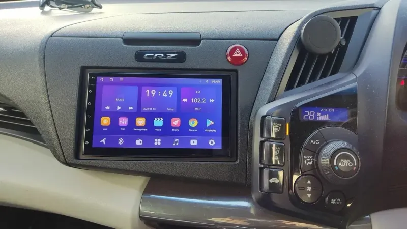 Apple CarPlay & Android Auto — Honda CR-Z — photo 2