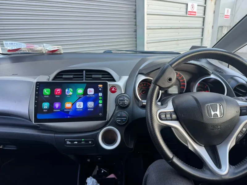 Apple CarPlay & Android Auto — Honda Fit / Jazz — photo 1