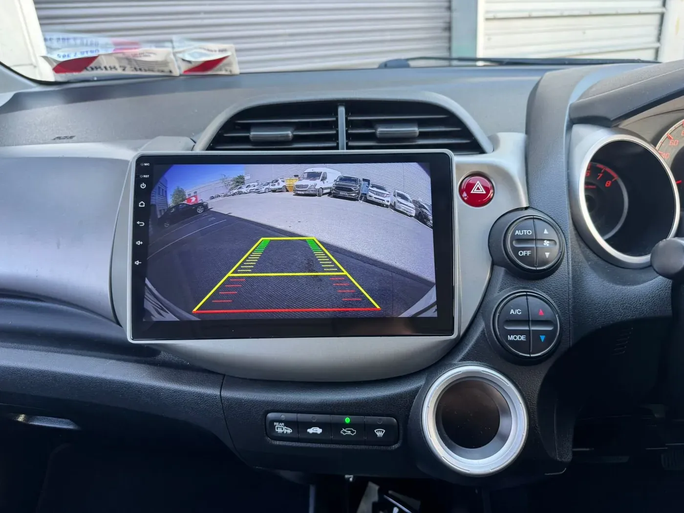 Apple CarPlay & Android Auto — Honda Fit / Jazz — photo 4