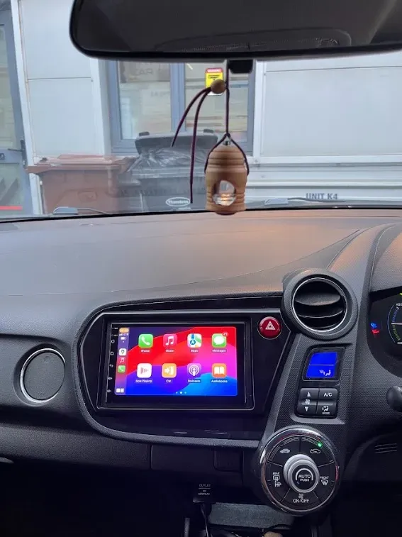 Apple CarPlay & Android Auto — Honda Insight — photo 3