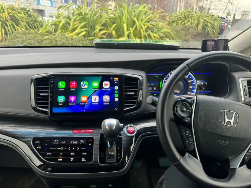 Apple CarPlay & Android Auto — Honda Odyssey (2020) — photo 2