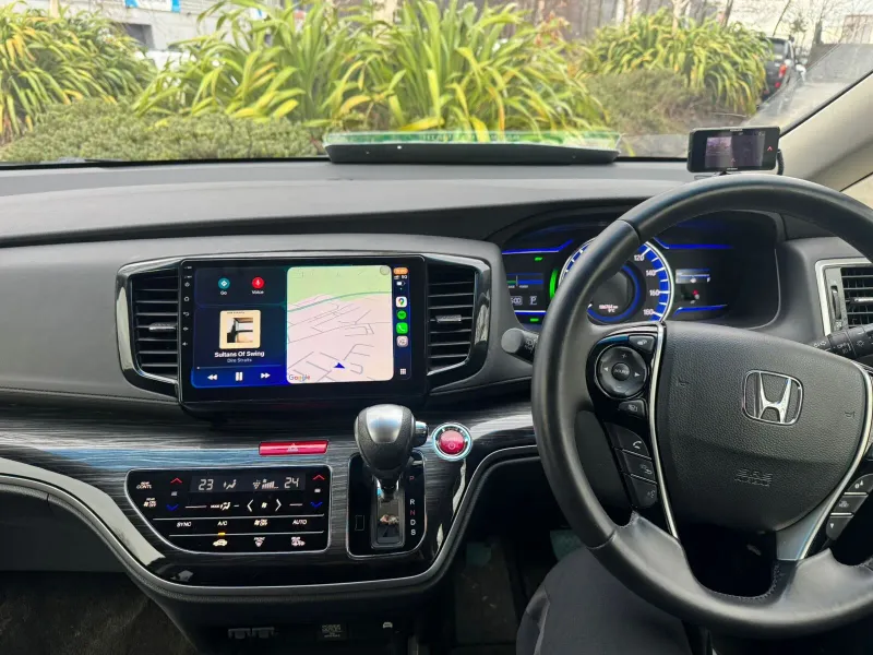 Apple CarPlay & Android Auto — Honda Odyssey (2020)