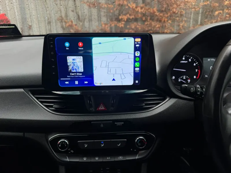 Apple CarPlay & Android Auto — Hyundai I30 — photo 1