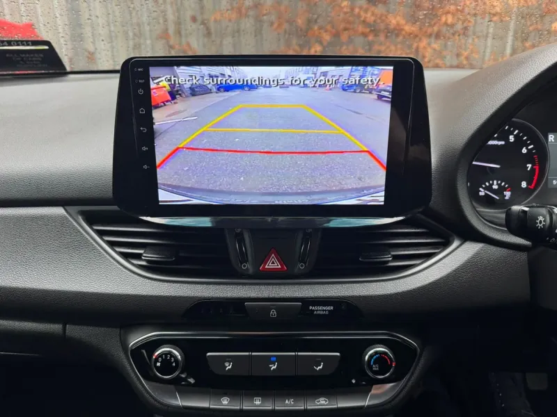 Apple CarPlay & Android Auto — Hyundai I30 — photo 4