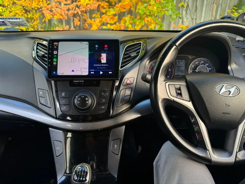 Apple CarPlay & Android Auto — Hyundai I40 — photo 1