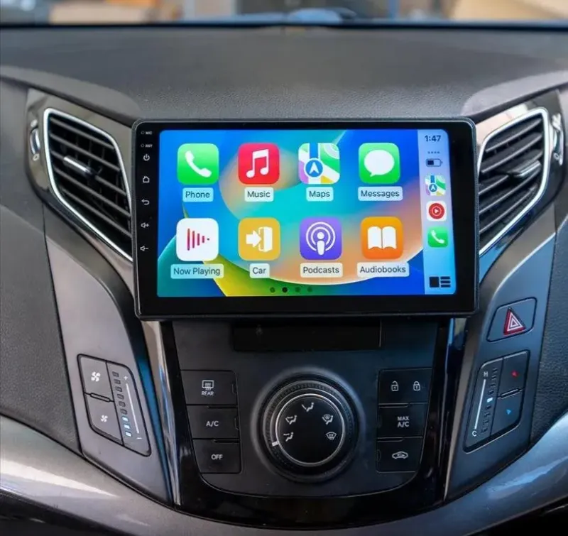 Apple CarPlay & Android Auto — Hyundai I40 — photo 4