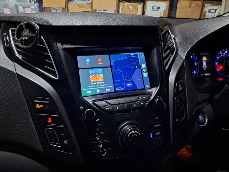 Apple CarPlay & Android Auto — Hyundai I40 — photo 6