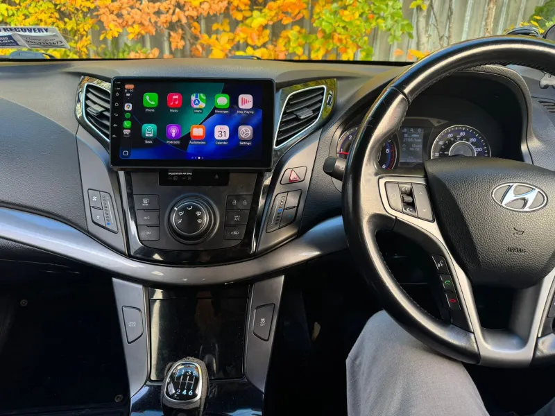 Apple CarPlay & Android Auto — Hyundai I40