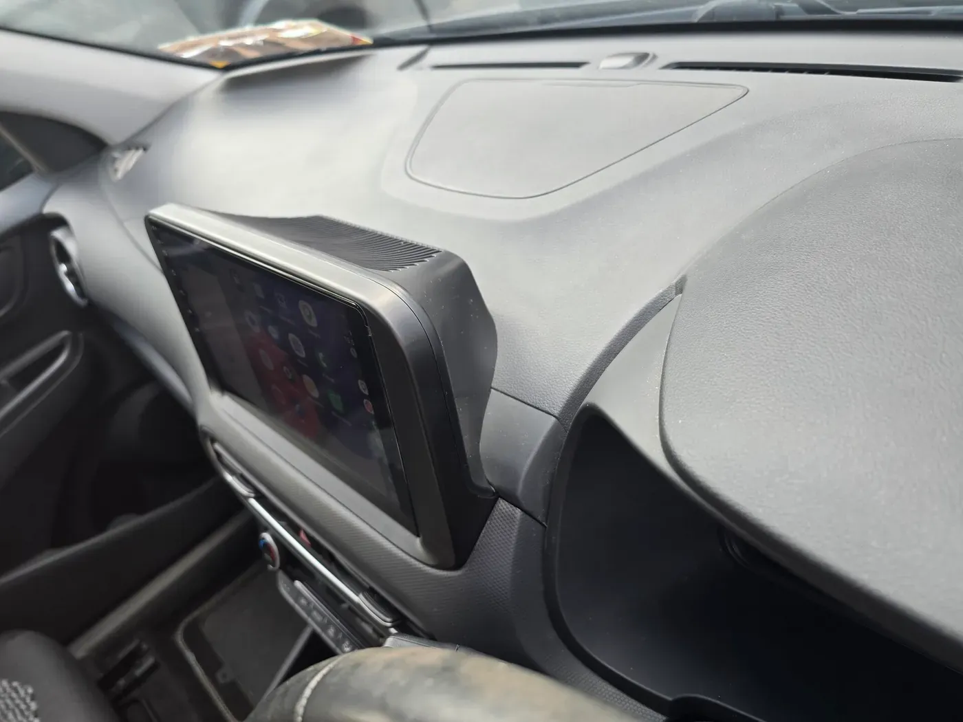 Apple CarPlay & Android Auto — Hyundai Kona — photo 6