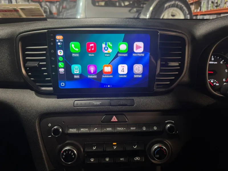 Apple CarPlay & Android Auto — KIA Sportage