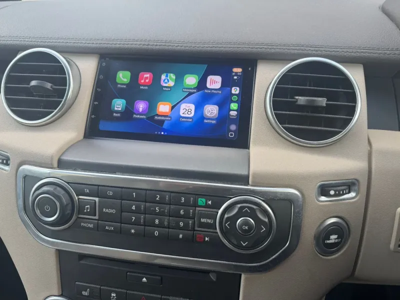Apple CarPlay & Android Auto — Land Rover Discovery 4 (2013) — photo 1