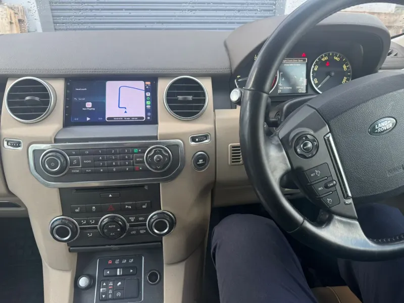 Apple CarPlay & Android Auto — Land Rover Discovery 4 (2013) — photo 3