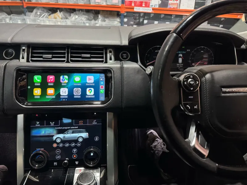 Apple CarPlay & Android Auto — Land Rover Range Rover (2013) — photo 2