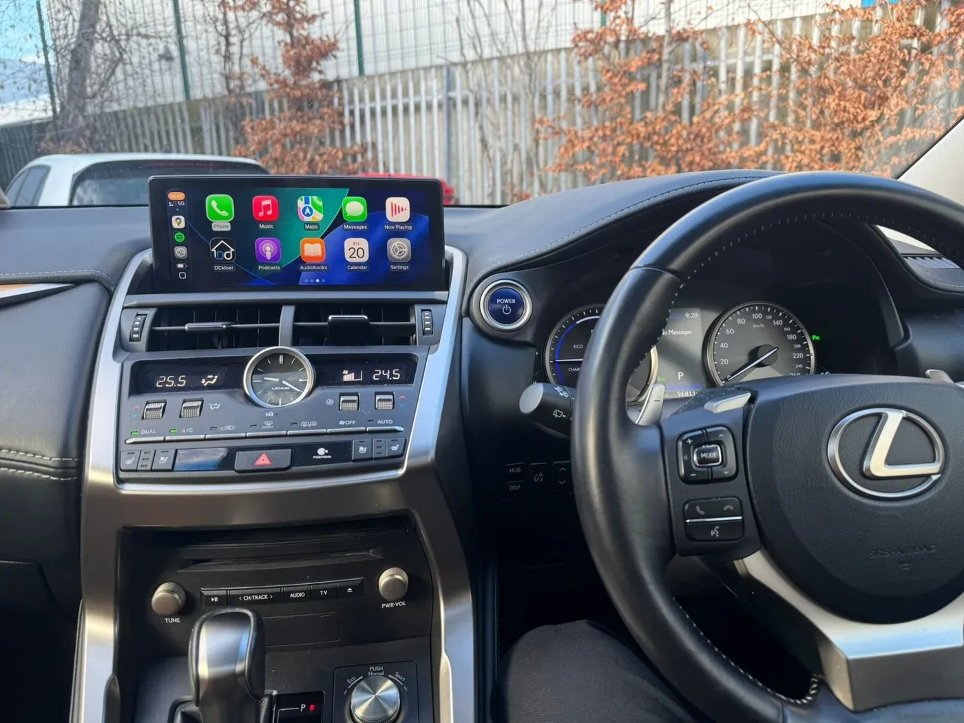 Apple CarPlay & Android Auto — Lexus Nx 300 — photo 1