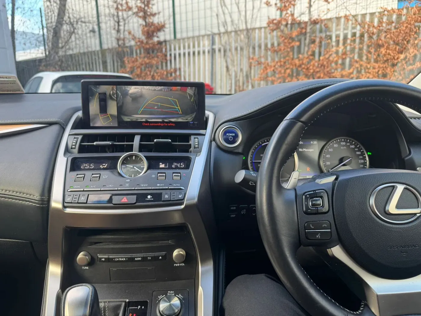 Apple CarPlay & Android Auto — Lexus Nx 300 — photo 2