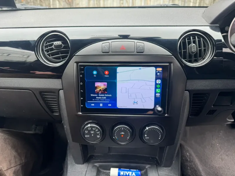 Apple CarPlay & Android Auto — Mazda MX5 — photo 4