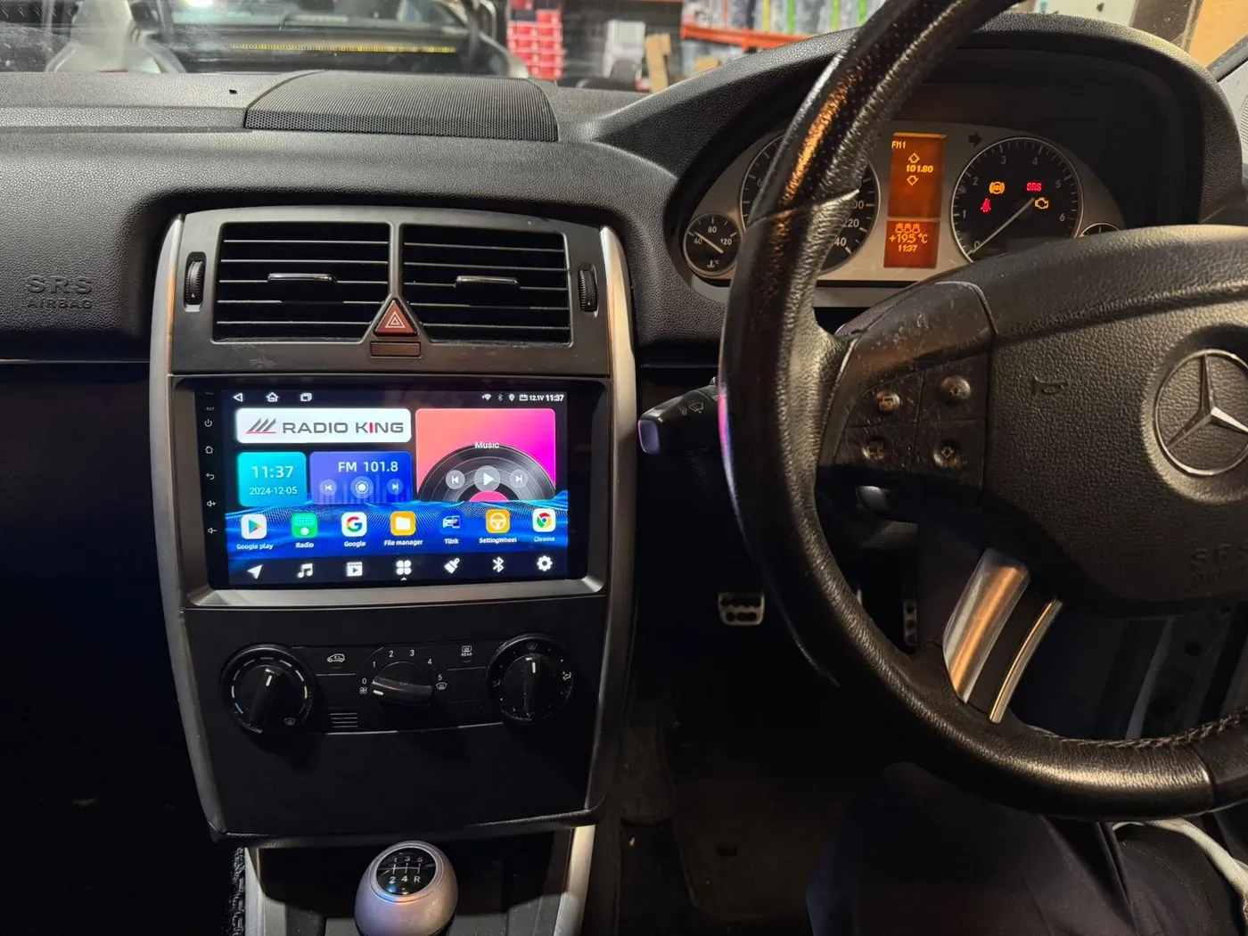 Apple CarPlay & Android Auto — Mercedes-Benz B-class B150 — photo 1