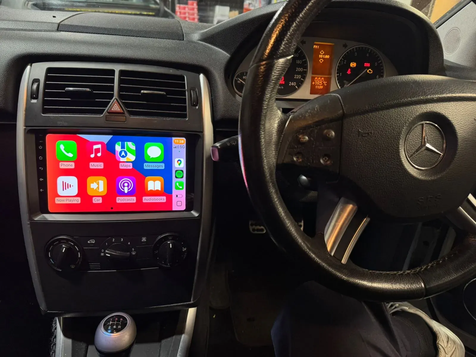 Apple CarPlay & Android Auto — Mercedes-Benz B-class B150 — after, new install