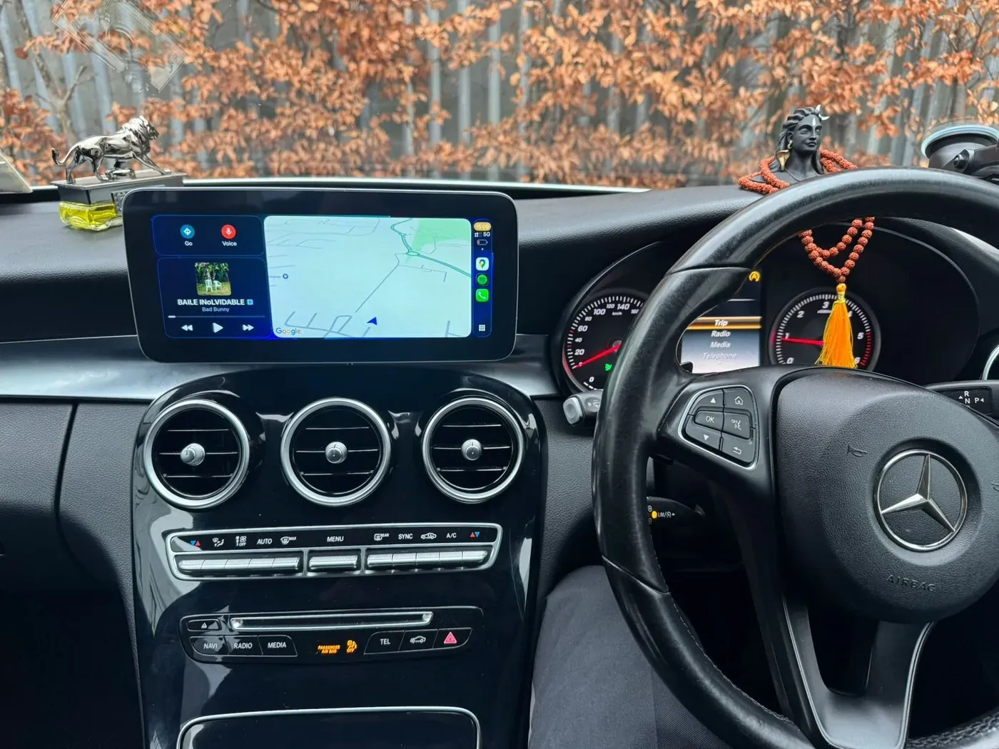 Apple CarPlay & Android Auto — Mercedes-Benz C Class — photo 3