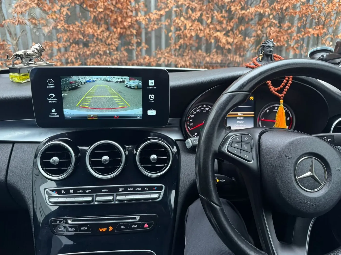 Apple CarPlay & Android Auto — Mercedes-Benz C Class — photo 4