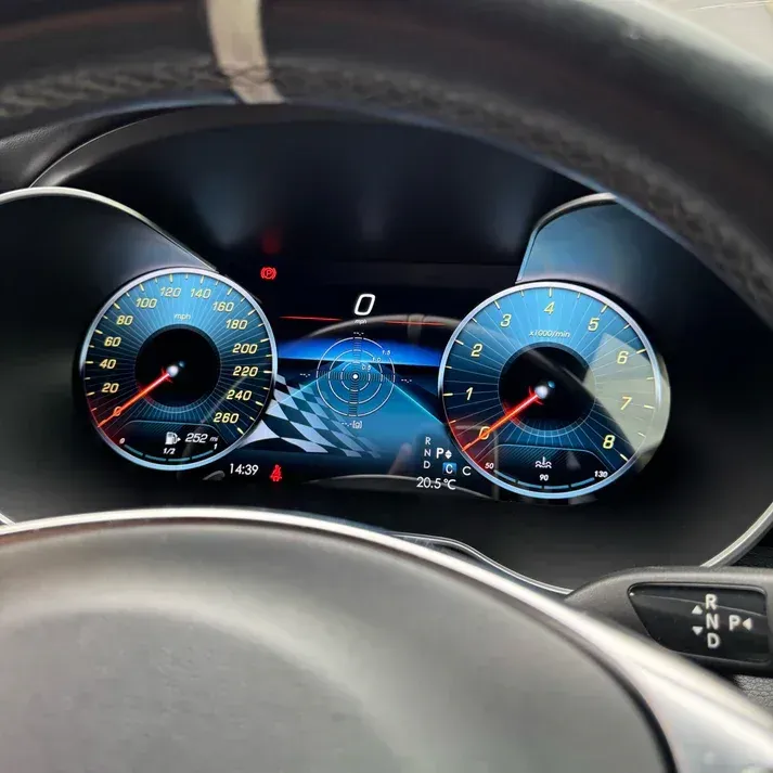 Apple CarPlay & Android Auto — Mercedes-Benz C Class — photo 6