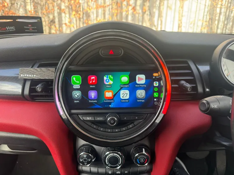 Apple CarPlay & Android Auto — Mini Cooper (2017)