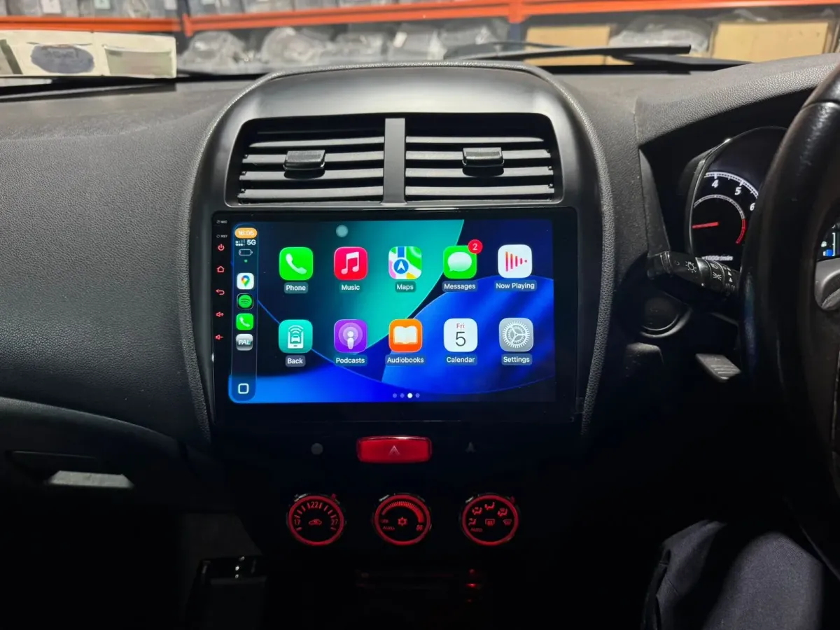 Apple CarPlay & Android Auto — Mitsubishi ASX (2014)
